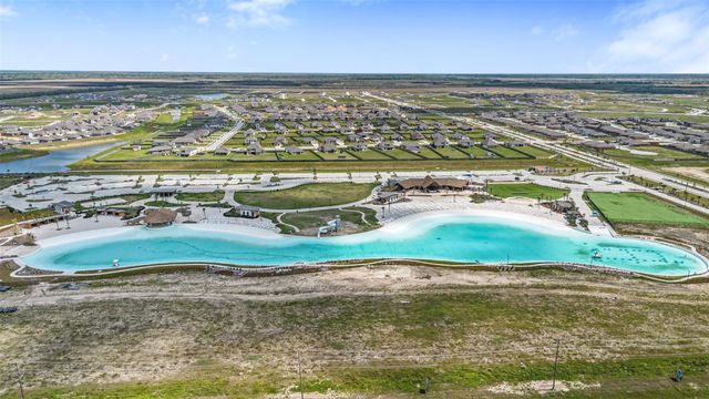 210 Valley Ranch Trail, Dayton, TX 77535