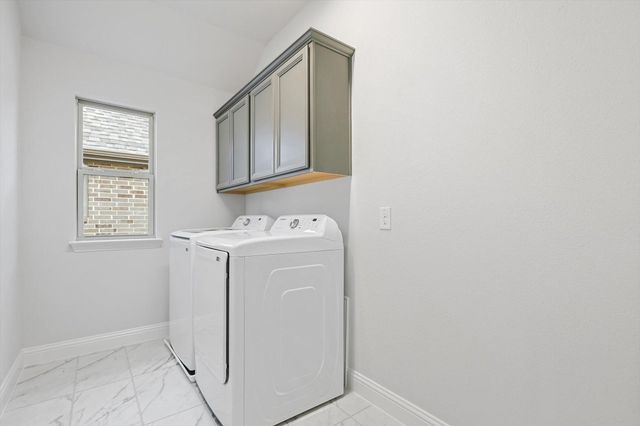 1752 Blakely Place, Little Elm, TX 76227