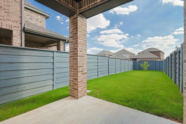 1752 Blakely Place, Little Elm, TX 76227