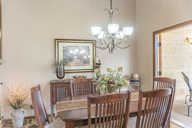 112117 Haering Circle, Chaska, MN 55318