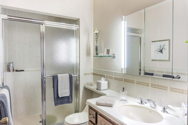 112117 Haering Circle, Chaska, MN 55318