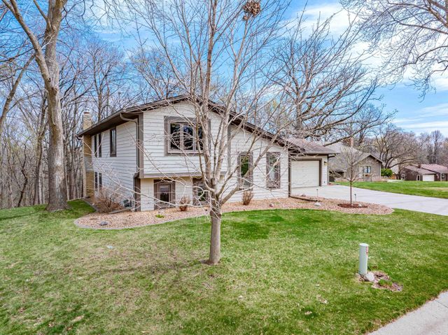 112117 Haering Circle, Chaska, MN 55318