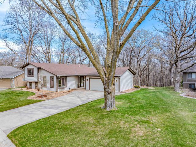 112117 Haering Circle, Chaska, MN 55318