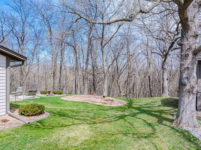 112117 Haering Circle, Chaska, MN 55318