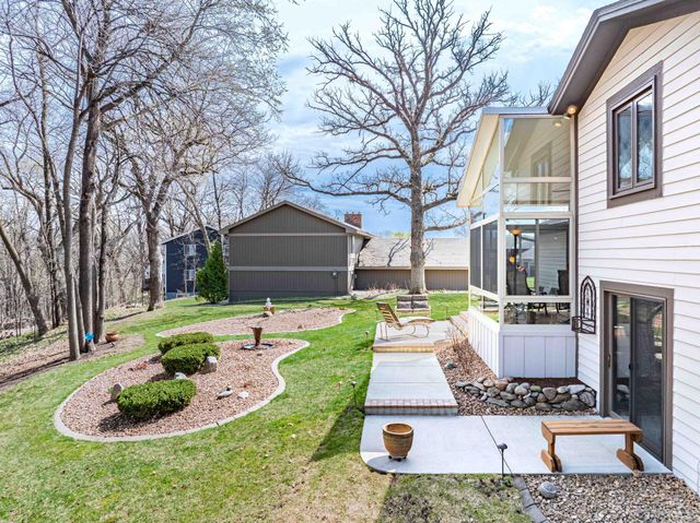 112117 Haering Circle, Chaska, MN 55318