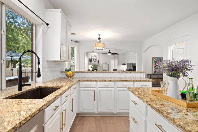 6003 Spindletop TER, Round Rock, TX 78681