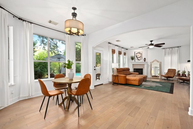 6003 Spindletop TER, Round Rock, TX 78681