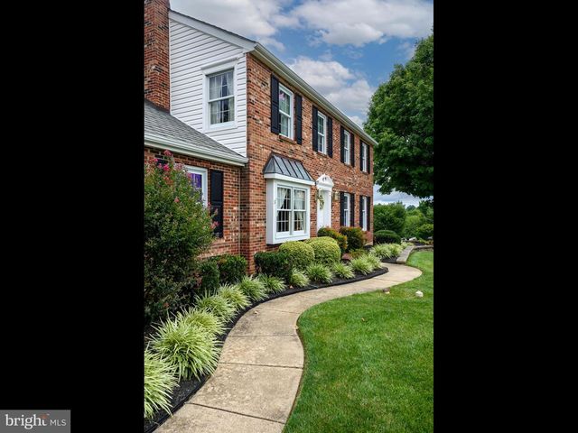 833 MARRONES COURT, West Chester, PA 19382