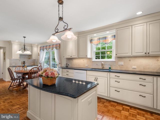 833 MARRONES COURT, West Chester, PA 19382