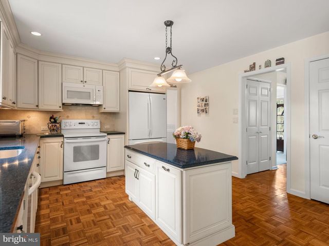 833 MARRONES COURT, West Chester, PA 19382