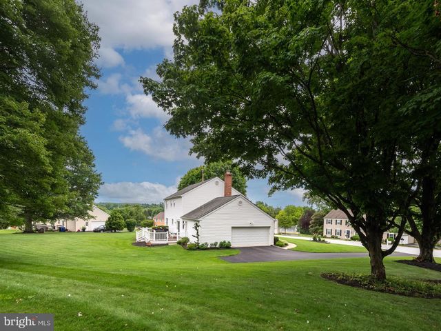 833 MARRONES COURT, West Chester, PA 19382