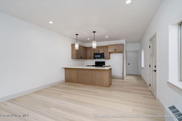1207 W FAIR LN, Post Falls, ID 83854