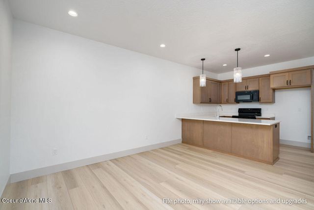 1207 W FAIR LN, Post Falls, ID 83854