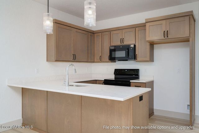 1207 W FAIR LN, Post Falls, ID 83854