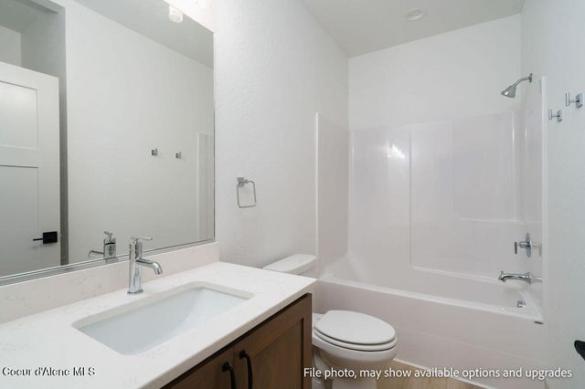 1207 W FAIR LN, Post Falls, ID 83854