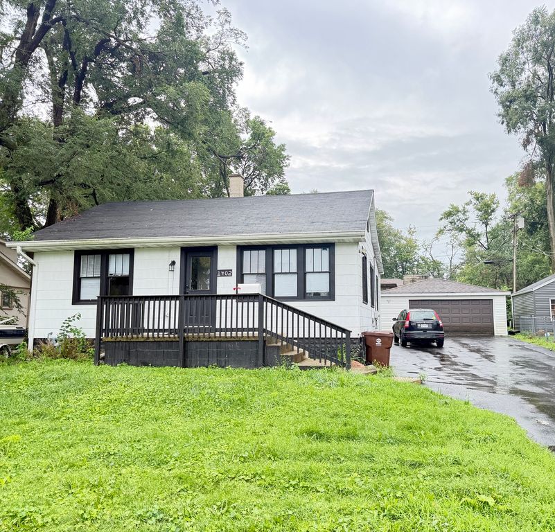 1402 5th Avenue, Joliet, IL 60433