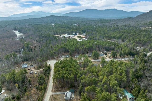 74 Whitelaw Drive, Conway, NH 03813