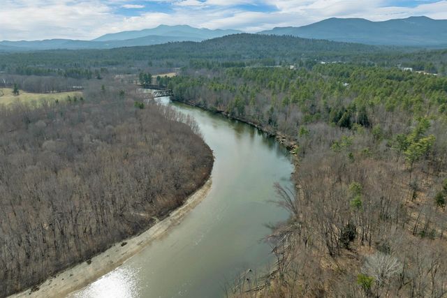 74 Whitelaw Drive, Conway, NH 03813