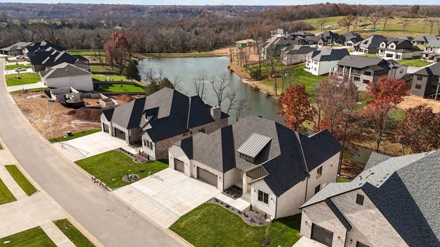 6041 S Dollison Avenue, Springfield, MO 65810