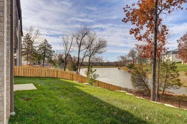 6041 S Dollison Avenue, Springfield, MO 65810