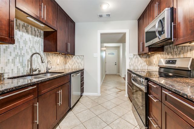 822 Fontana Avenue, Richardson, TX 75080