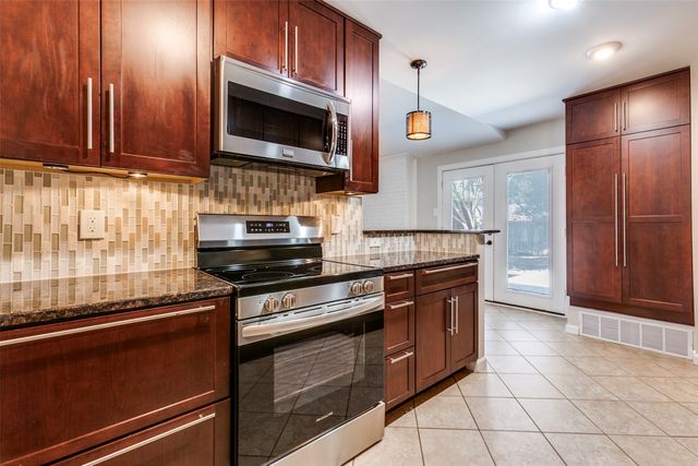 822 Fontana Avenue, Richardson, TX 75080