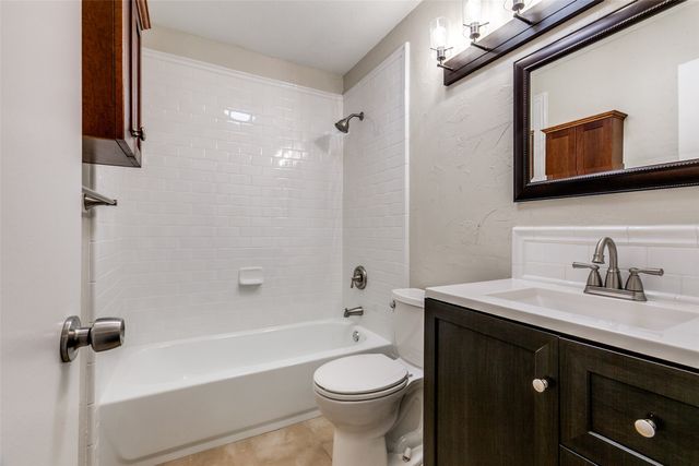 822 Fontana Avenue, Richardson, TX 75080