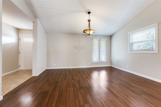 822 Fontana Avenue, Richardson, TX 75080