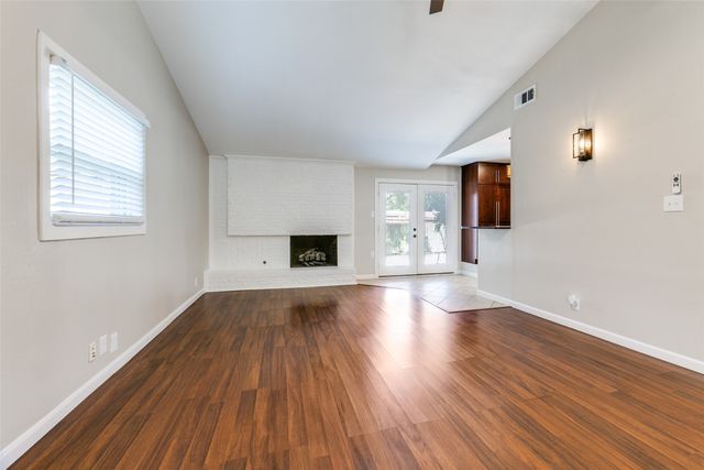 822 Fontana Avenue, Richardson, TX 75080