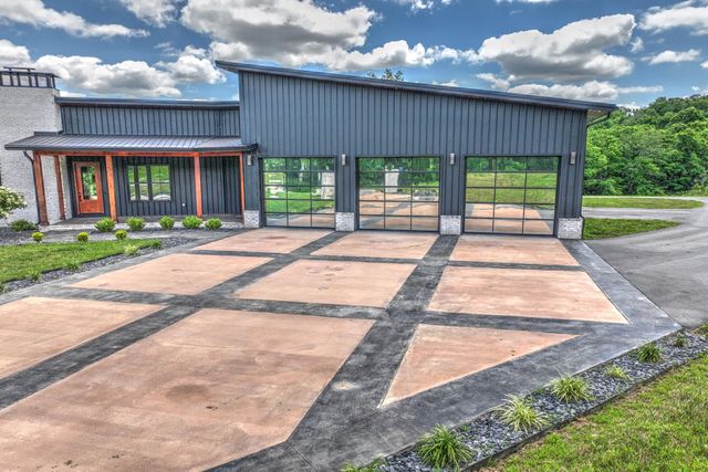 75 Deer Chase Road, Danville, KY 40422