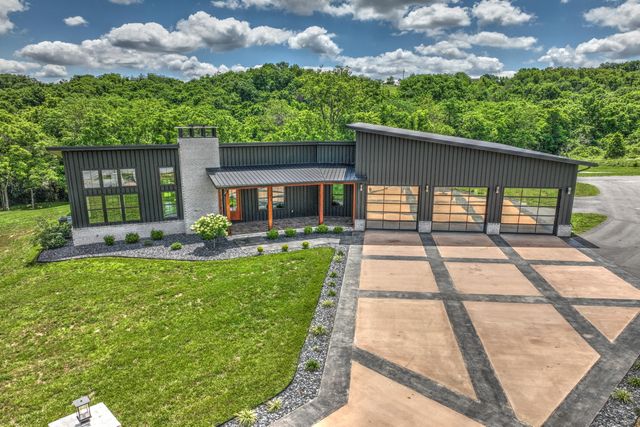 75 Deer Chase Road, Danville, KY 40422