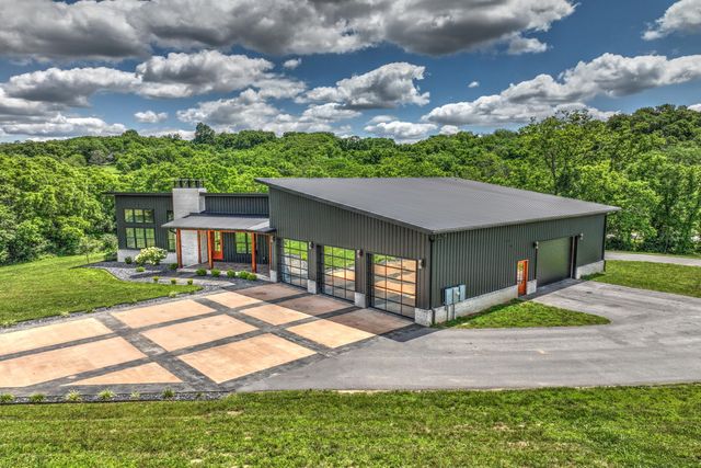 75 Deer Chase Road, Danville, KY 40422