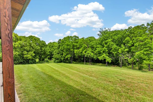 75 Deer Chase Road, Danville, KY 40422