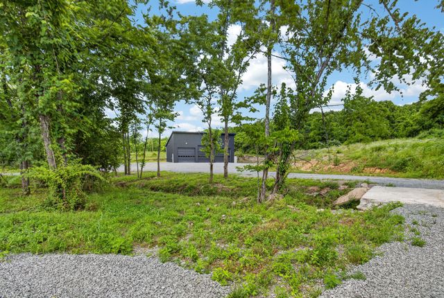 75 Deer Chase Road, Danville, KY 40422