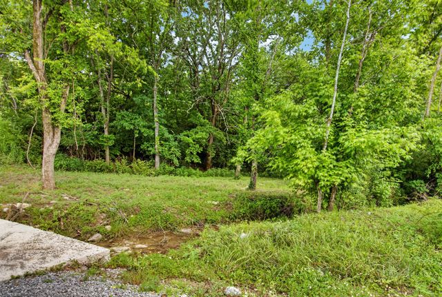 75 Deer Chase Road, Danville, KY 40422