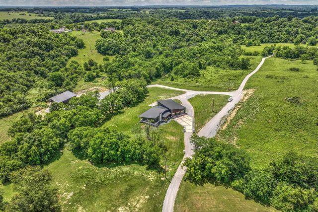 75 Deer Chase Road, Danville, KY 40422