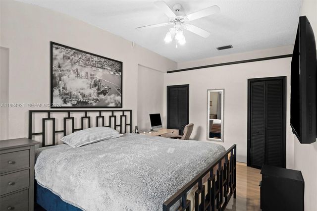 1935 Arthur St, Hollywood, FL 33020