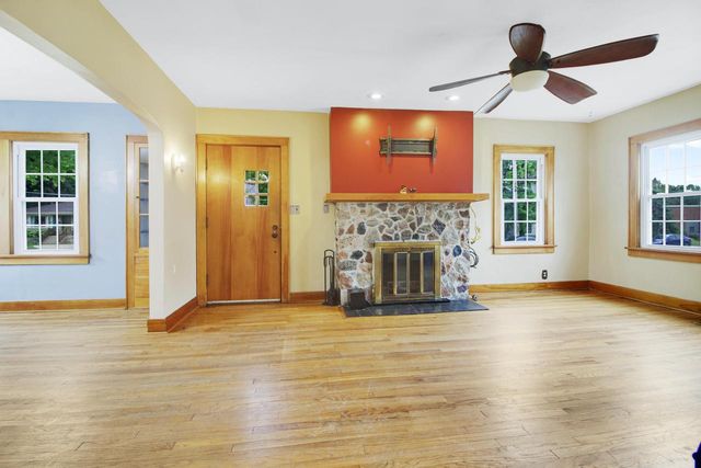 120 S Jackson STREET, Elkhorn, WI 53121