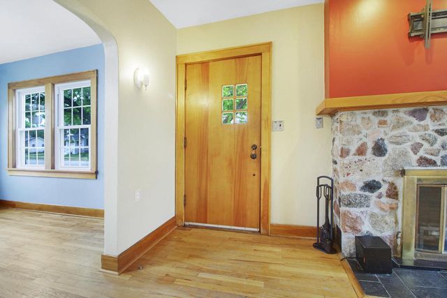120 S Jackson STREET, Elkhorn, WI 53121