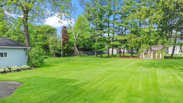 120 S Jackson STREET, Elkhorn, WI 53121
