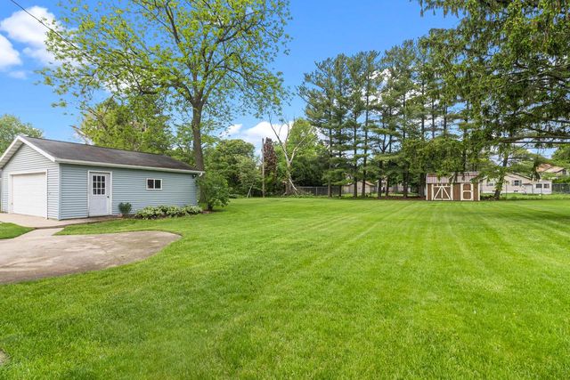 120 S Jackson STREET, Elkhorn, WI 53121