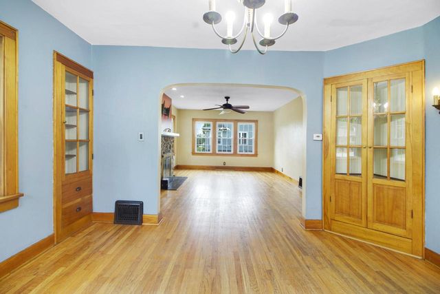120 S Jackson STREET, Elkhorn, WI 53121