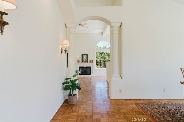 1005 Shoal Creek Court, Simi Valley, CA 93065