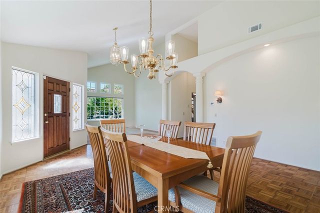 1005 Shoal Creek Court, Simi Valley, CA 93065