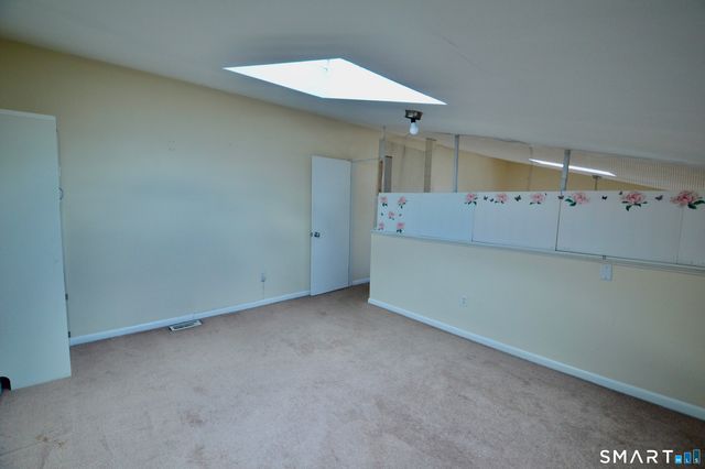 18 Amsterdam Avenue 3A, Bridgeport, CT 06606