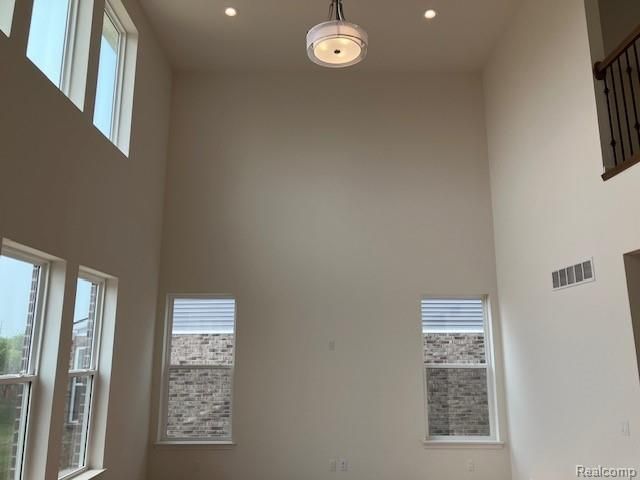 1967 Elizabeth Lane, Ypsilanti, MI 48198