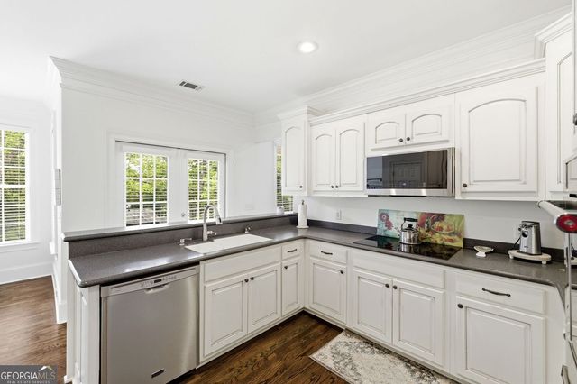 6654 Windvane Point, Clermont, GA 30527