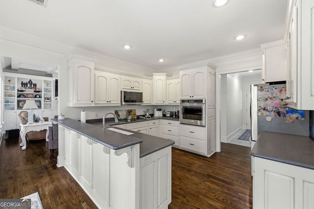 6654 Windvane Point, Clermont, GA 30527