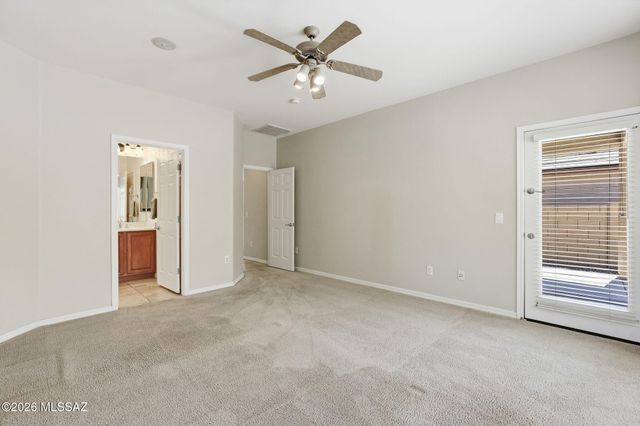 13497 N Garlenda Way, Oro Valley, AZ 85737