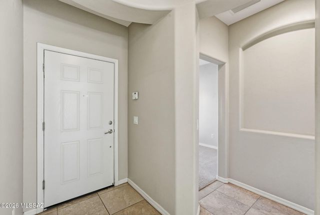 13497 N Garlenda Way, Oro Valley, AZ 85737